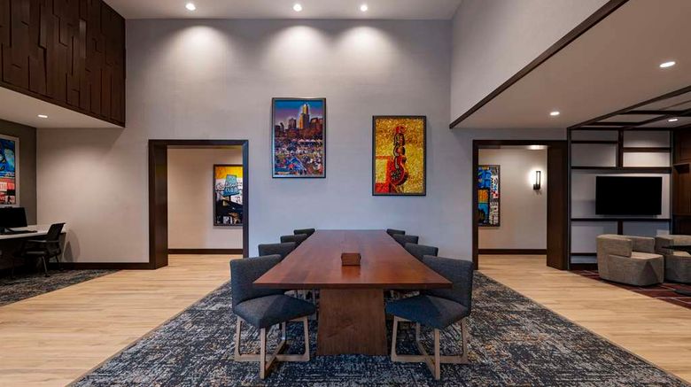 <b>Hyatt Place Austin/Lake Travis Lobby</b>. Images powered by <a href="https://iceportal.shijigroup.com/" title="IcePortal" target="_blank">IcePortal</a>.