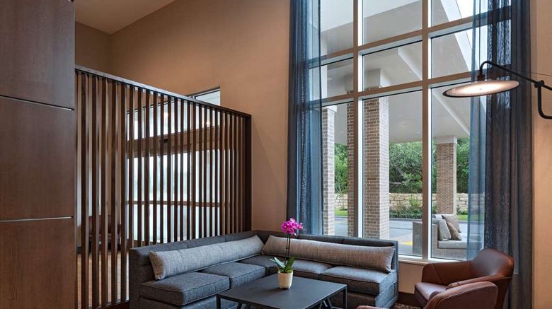 <b>Hyatt Place Austin/Lake Travis Lobby</b>. Images powered by <a href="https://iceportal.shijigroup.com/" title="IcePortal" target="_blank">IcePortal</a>.