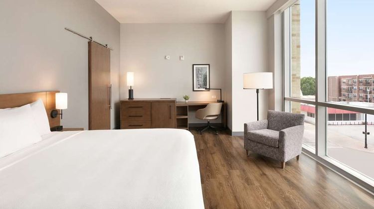 Hyatt Place Fort Worth/TCU Suite