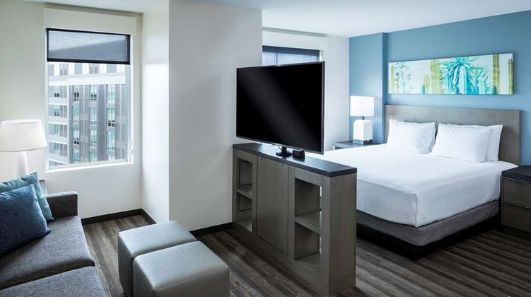 Hyatt House Tempe Phoenix University Suite