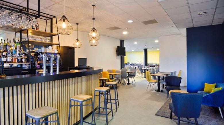 <b>Sure Hotel-Best Western Nantes Beaujoire Restaurant</b>. Images powered by <a href="https://iceportal.shijigroup.com/" title="IcePortal" target="_blank">IcePortal</a>.