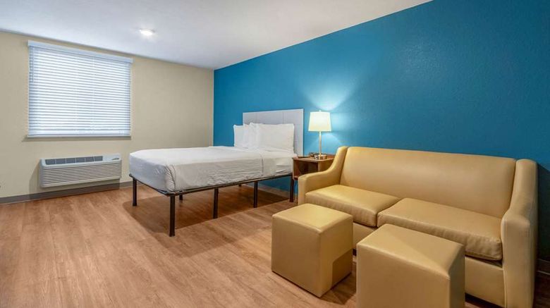 <b>WoodSpring Suites Miramar Room</b>. Images powered by <a href="https://iceportal.shijigroup.com/" title="IcePortal" target="_blank">IcePortal</a>.