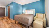 WoodSpring Suites Davenport Room