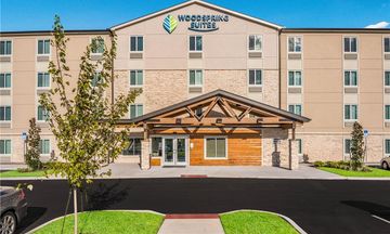 WoodSpring Suites Davenport