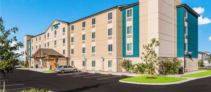 WoodSpring Suites Davenport Exterior