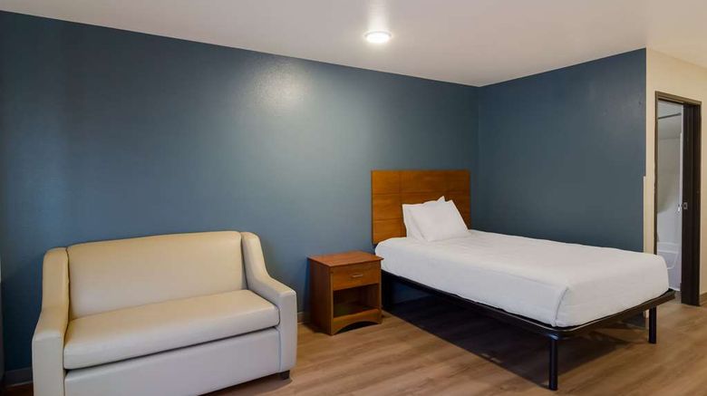 <b>WoodSpring Suites I-295 East Room</b>. Images powered by <a href="https://iceportal.shijigroup.com/" title="IcePortal" target="_blank">IcePortal</a>.