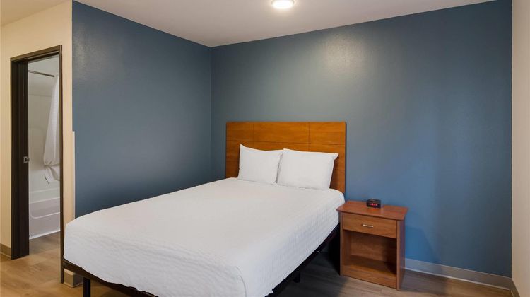WoodSpring Suites I-295 East Room