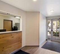 WoodSpring Suites I-295 East Lobby