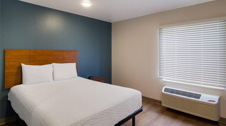 WoodSpring Suites I-295 East Room