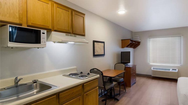 WoodSpring Suites I-295 East Room
