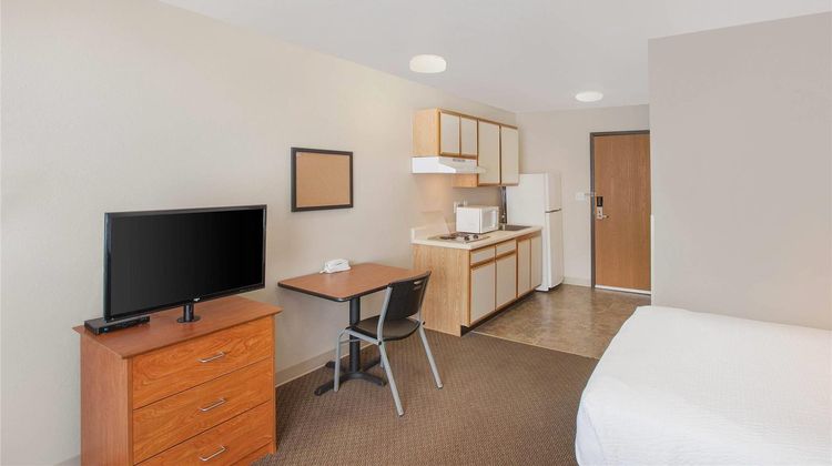 WoodSpring Suites Jacksonville Southeast Room