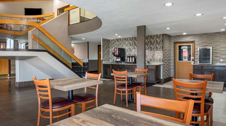 <b>Econo Lodge Inn & Suites Lafayette East Restaurant</b>. Images powered by <a href="https://iceportal.shijigroup.com/" title="IcePortal" target="_blank">IcePortal</a>.