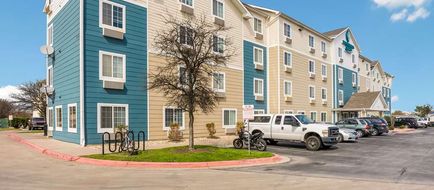 WoodSpring Suites Austin Northwest Exterior