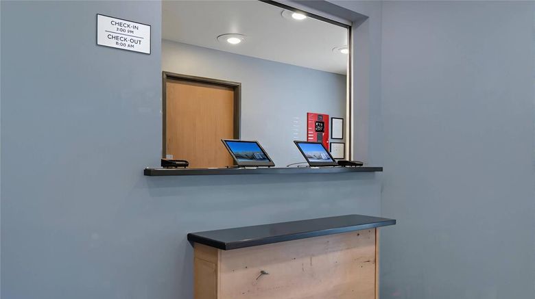 <b>WoodSpring Suites Austin Northwest Lobby</b>. Images powered by <a href="https://iceportal.shijigroup.com/" title="IcePortal" target="_blank">IcePortal</a>.
