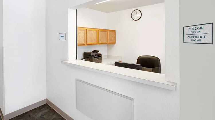 WoodSpring Suites Amarillo Lobby