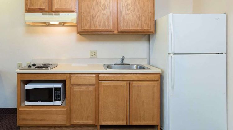 WoodSpring Suites Tyler Room