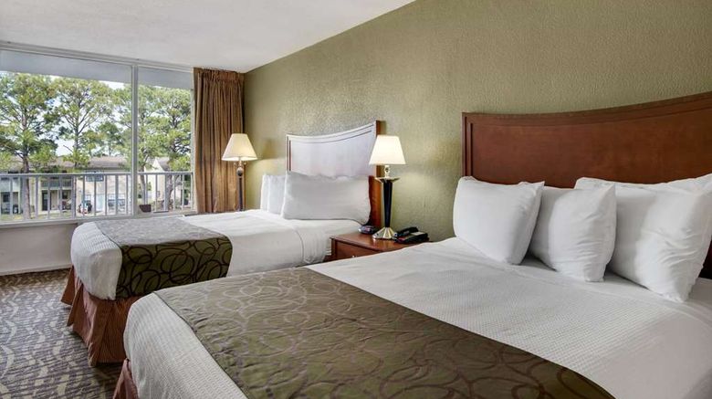 <b>Baymont by Wyndham Panama City Beach Room</b>. Images powered by <a href="https://iceportal.shijigroup.com/" title="IcePortal" target="_blank">IcePortal</a>.