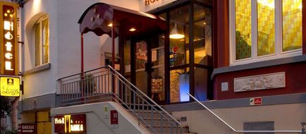 Midi Hotel Exterior