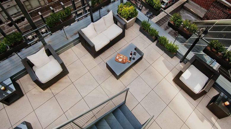 <b>Blue Angel Hotel-Ascend Hotel Collection Pool</b>. Images powered by <a href="https://iceportal.shijigroup.com/" title="IcePortal" target="_blank">IcePortal</a>.