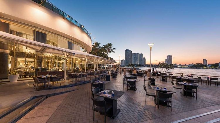Chatrium Hotel Riverside Bangkok Restaurant