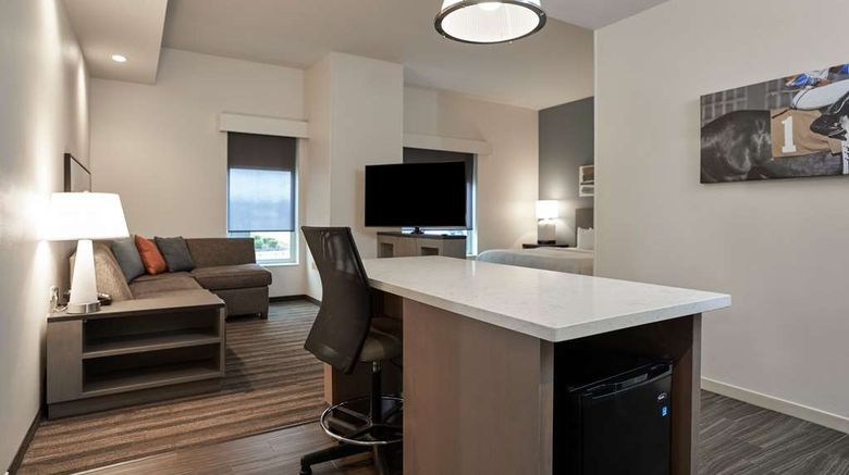 <b>Hyatt House Louisville East Suite</b>. Images powered by <a href="https://iceportal.shijigroup.com/" title="IcePortal" target="_blank">IcePortal</a>.