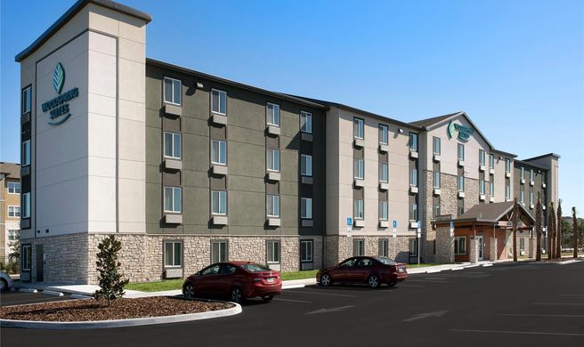 WoodSpring Suites Orlando Intl Drive Exterior