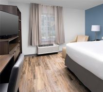 WoodSpring Suites Orlando Intl Drive Room
