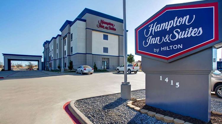 Hampton Inn & Suites Borger Exterior