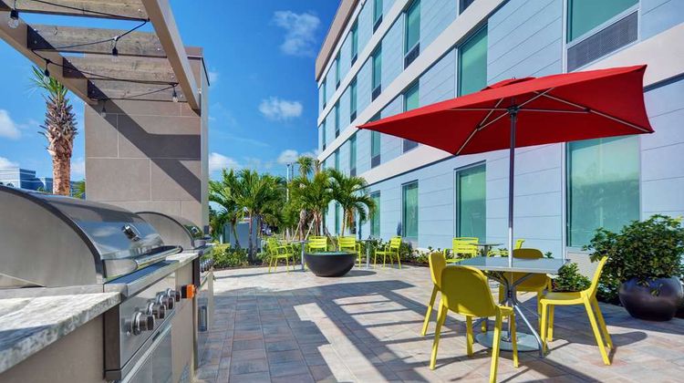 Home2 Suites Ft Myers Colonial Blvd Restaurant