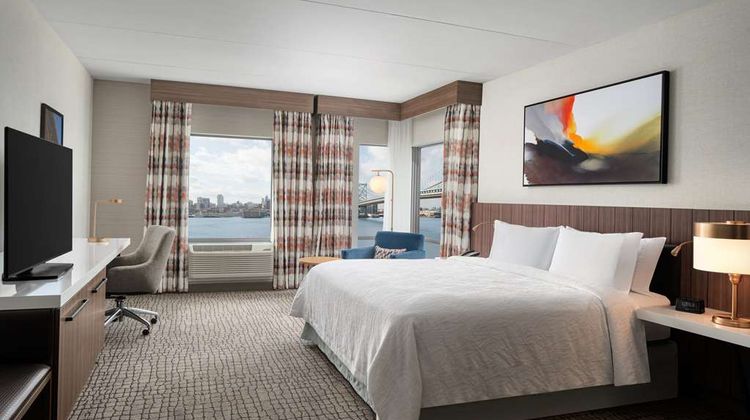 Hilton Garden Inn Camden Waterfront Phil Room