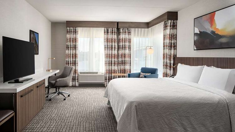 Hilton Garden Inn Camden Waterfront Phil Room