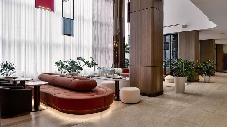 Vogue Hotel Montreal Downtown Lobby