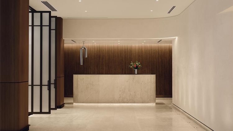 Vogue Hotel Montreal Downtown Lobby