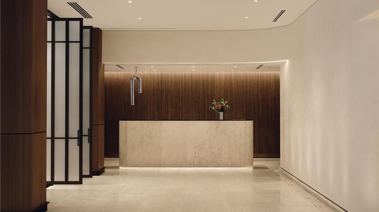 <b>Vogue Hotel Montreal Downtown Lobby</b>. Images powered by <a href="https://iceportal.shijigroup.com/" title="IcePortal" target="_blank">IcePortal</a>.