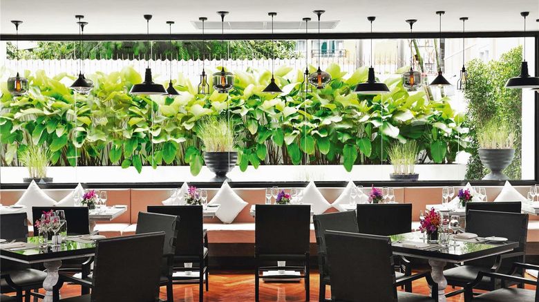 <b>Moevenpick Hotel Sukhumvit 15 Bangkok Restaurant</b>. Images powered by <a href="https://iceportal.shijigroup.com/" title="IcePortal" target="_blank">IcePortal</a>.