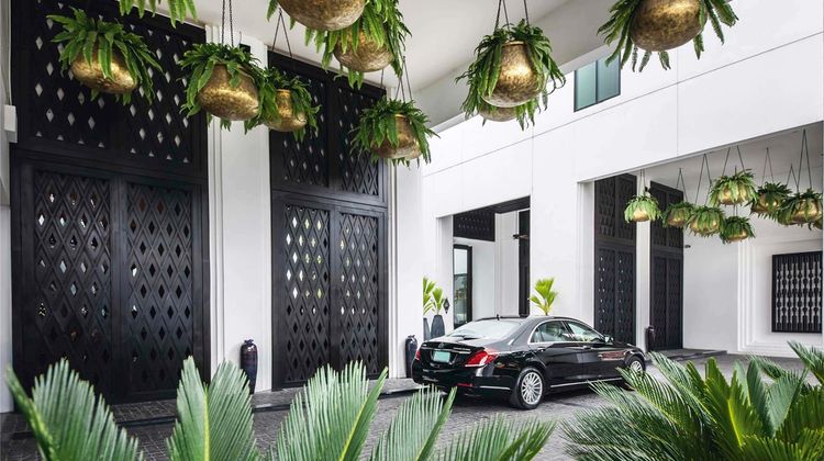 Moevenpick Hotel Sukhumvit 15 Bangkok Exterior