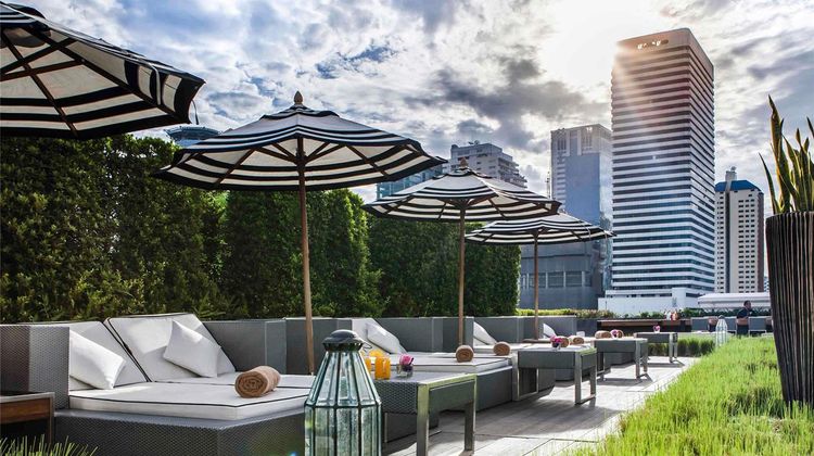 Moevenpick Hotel Sukhumvit 15 Bangkok Pool
