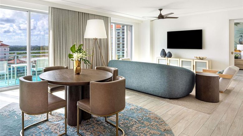 <b>SLS Baha Mar Room</b>. Images powered by <a href="https://iceportal.shijigroup.com/" title="IcePortal" target="_blank">IcePortal</a>.