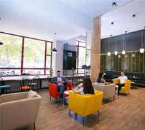 Ibis Styles Galati Centrum Exterior