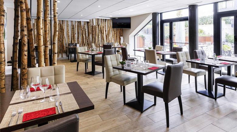 <b>Mercure Basel Mulhouse Aeroport Restaurant</b>. Images powered by <a href="https://iceportal.shijigroup.com/" title="IcePortal" target="_blank">IcePortal</a>.