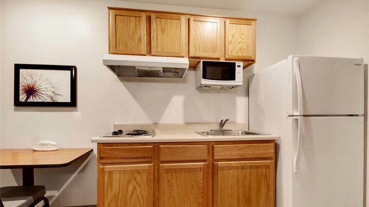 WoodSpring Suites Conroe Room