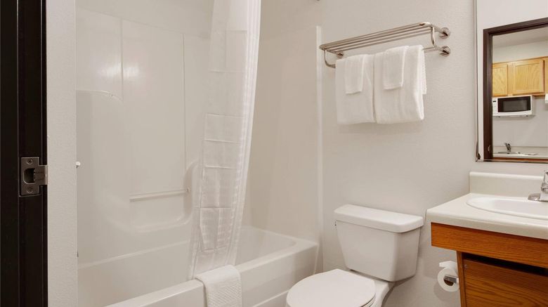 <b>WoodSpring Suites Conroe Room</b>. Images powered by <a href="https://iceportal.shijigroup.com/" title="IcePortal" target="_blank">IcePortal</a>.