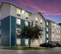 WoodSpring Suites Houston I-45 Airtex Exterior