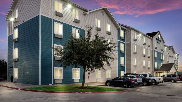 WoodSpring Suites Houston I-45 Airtex Exterior