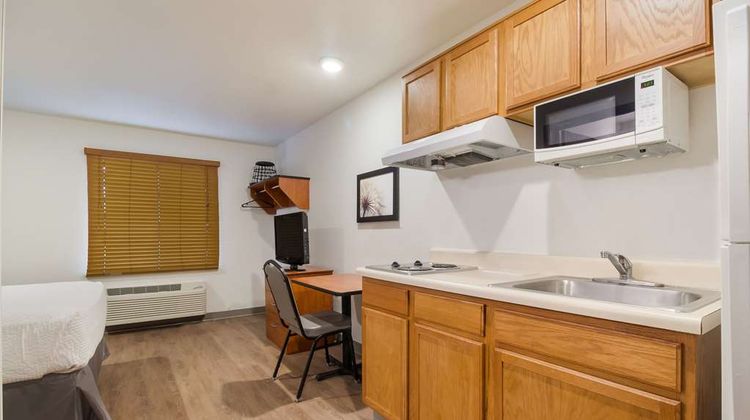 WoodSpring Suites Houston I-45 Airtex Room