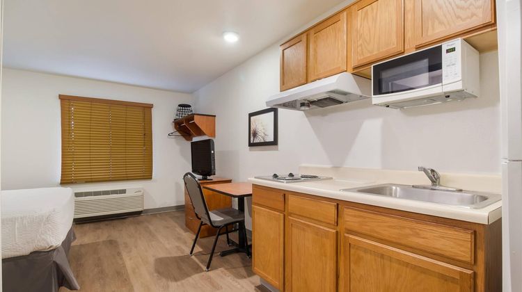 WoodSpring Suites Houston I-45 Airtex Room