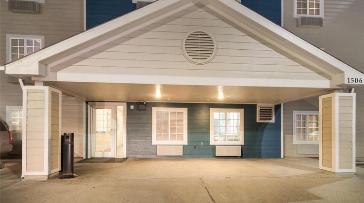 WoodSpring Suites Houston La Porte Exterior