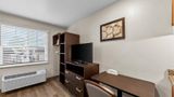 WoodSpring Suites San Antonio South Room
