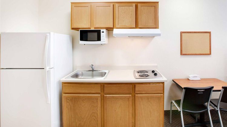 WoodSpring Suites Houston Westchase Room