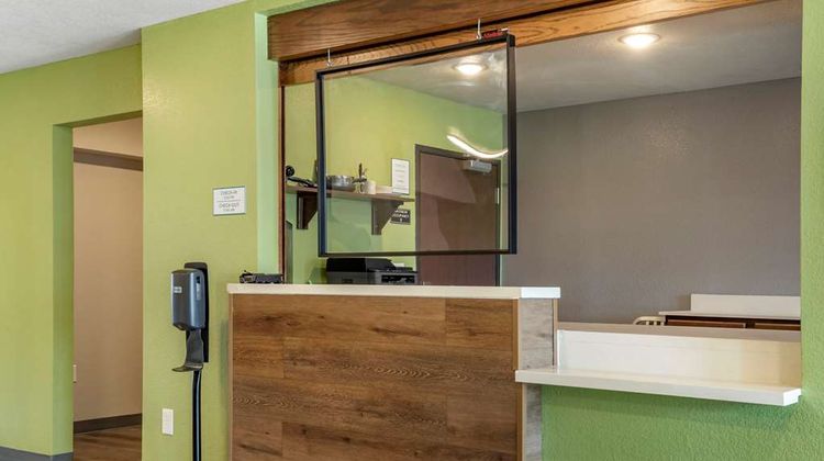 WoodSpring Suites Austin Georgetown Lobby